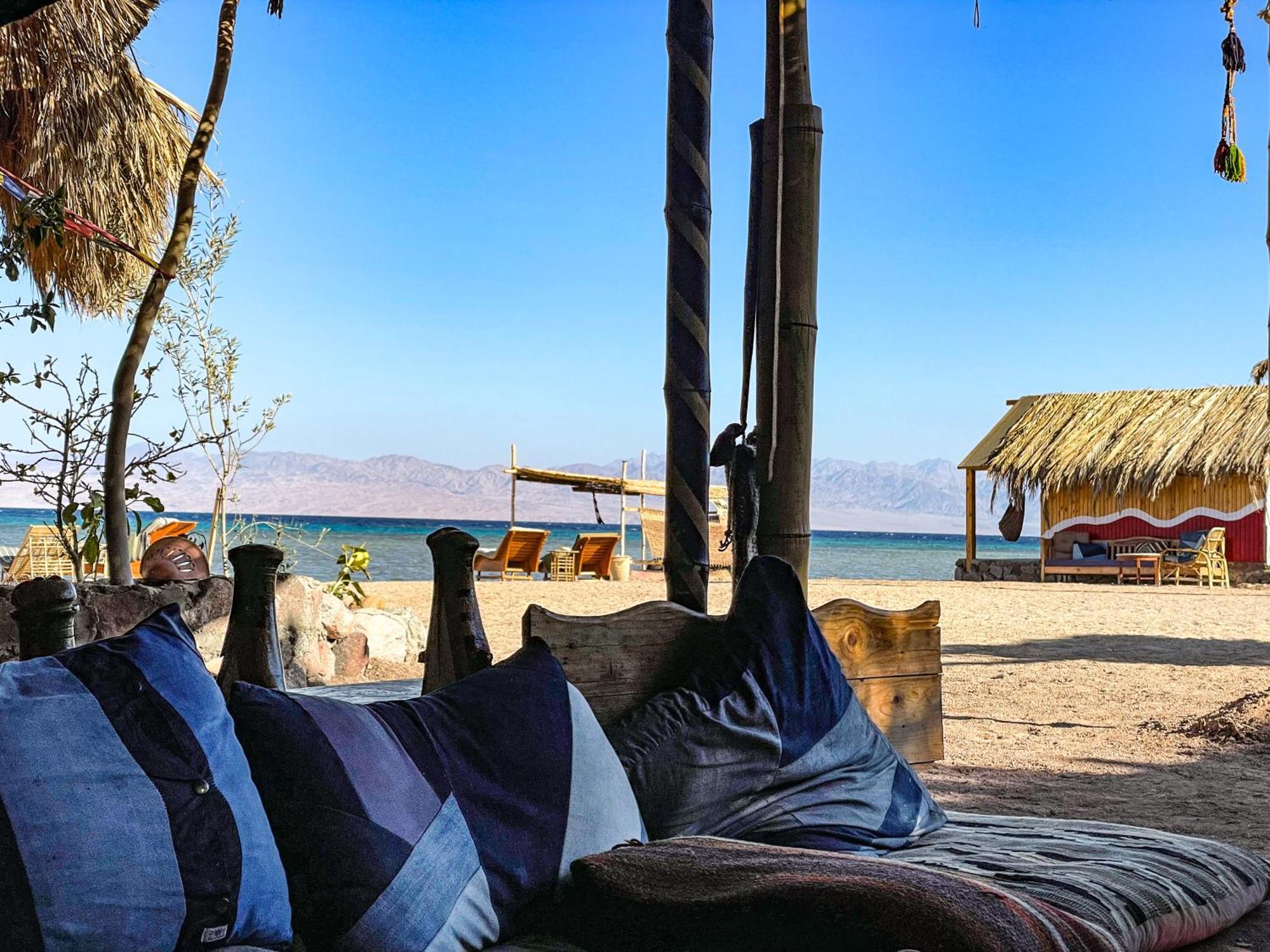 Live The Bedouinlife * Nuweiba`